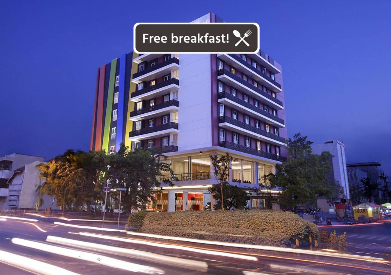 อมาริส โฮเต็ล เอมบง มาลัง สุราบายา Hotel ภายนอก รูปภาพ
