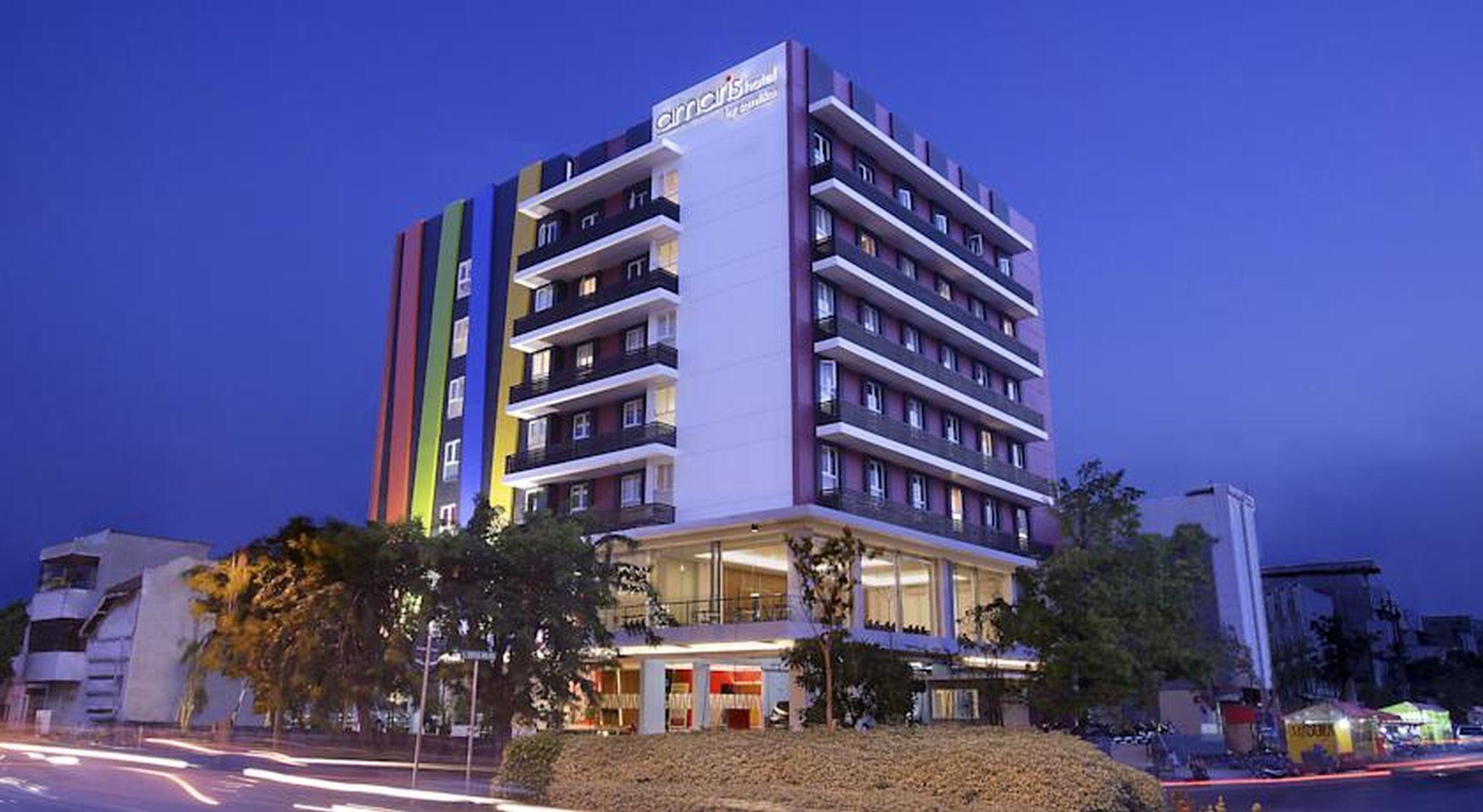 อมาริส โฮเต็ล เอมบง มาลัง สุราบายา Hotel ภายนอก รูปภาพ